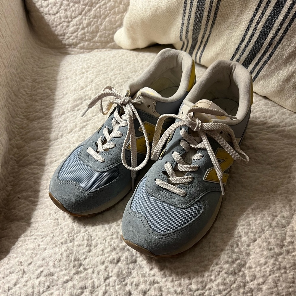 Women’s New Balance 574 8.5